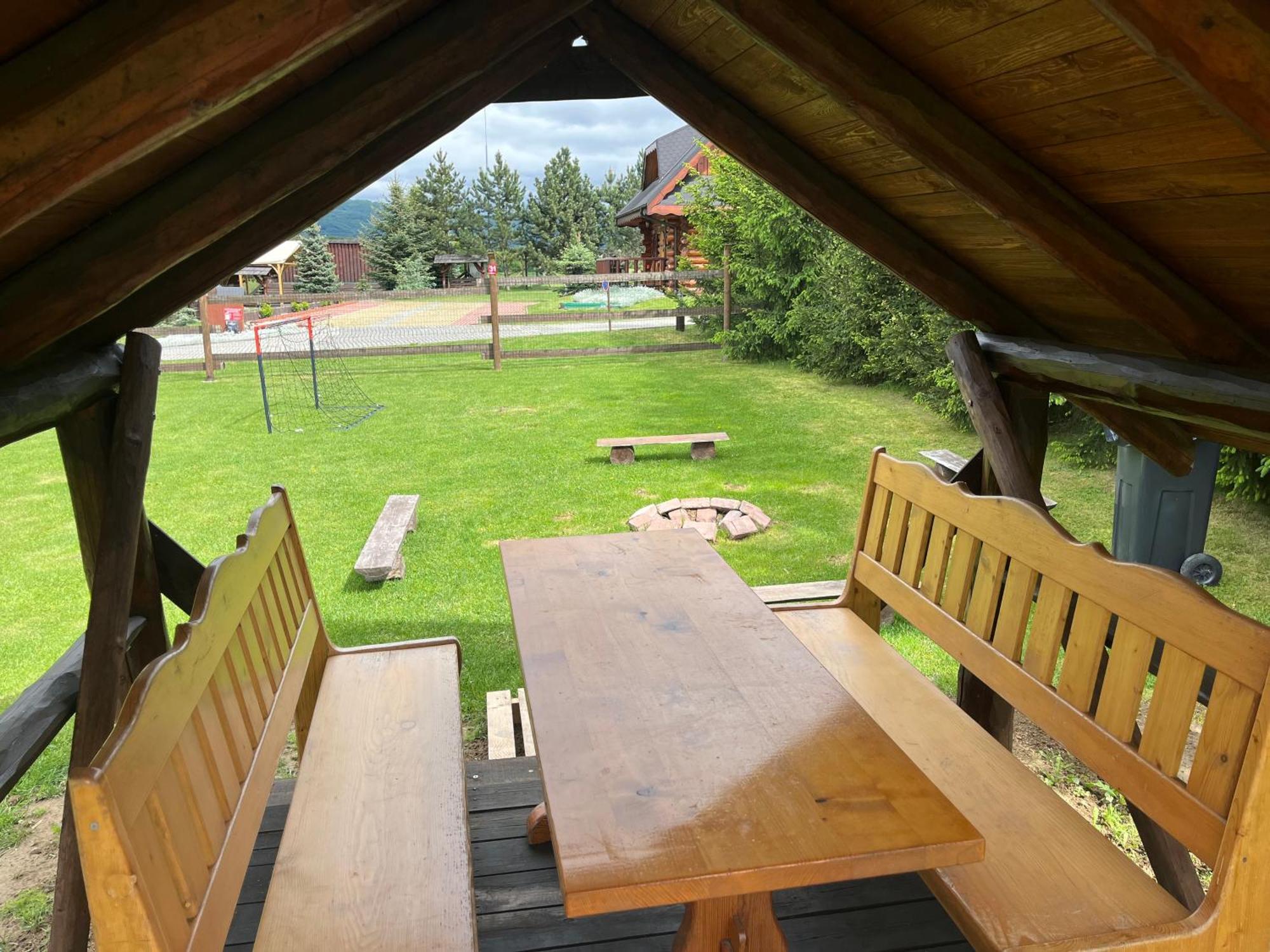 Camp Pacho Hotel Prievidza Luaran gambar